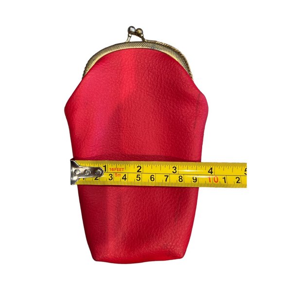 Vintage Faux Red Leather With Clasp Cigarette, Sunglass Holder Made In Hong Kong - Picture 6 of 6